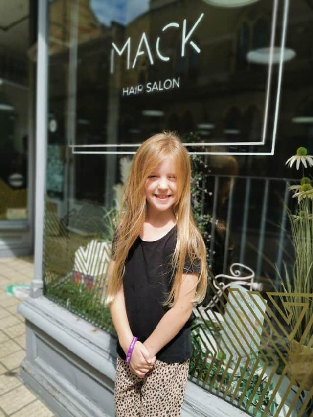 Smiling Florie before the cut.