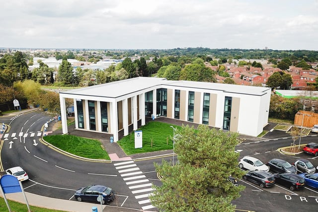 Multi-million pound works to improve the facilities for both students and staff at Campion School in Leamington have now been completed.