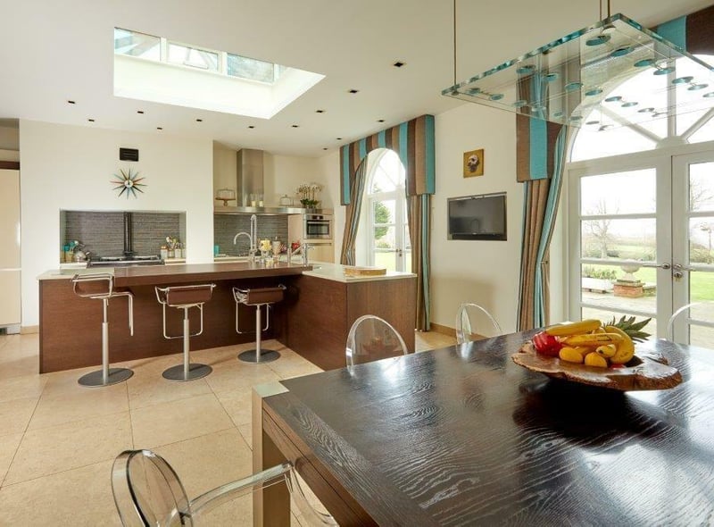 The kitchen/breakfast room. Photo by Vaughan Reynolds