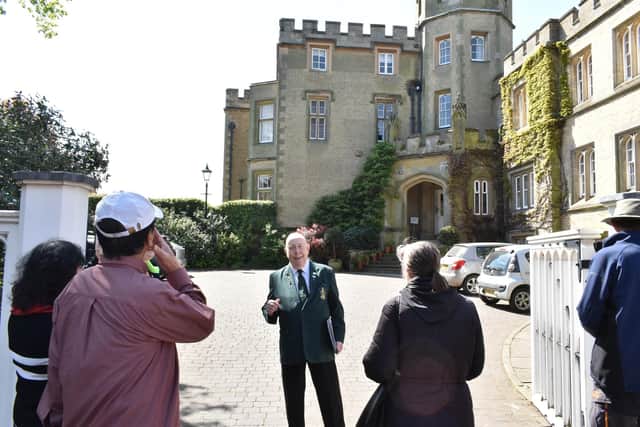 Rugby Town Guides volunteer their time.