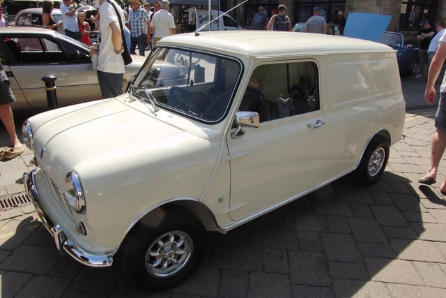 The annual event, which is organised by Warwick Court Leet, is a big draw for classic car enthusiasts and members of the public to view a variety of pre-1990 cars. Photo by Geoff Ousbey