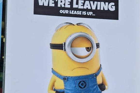 Note on the door from the sad Minions.