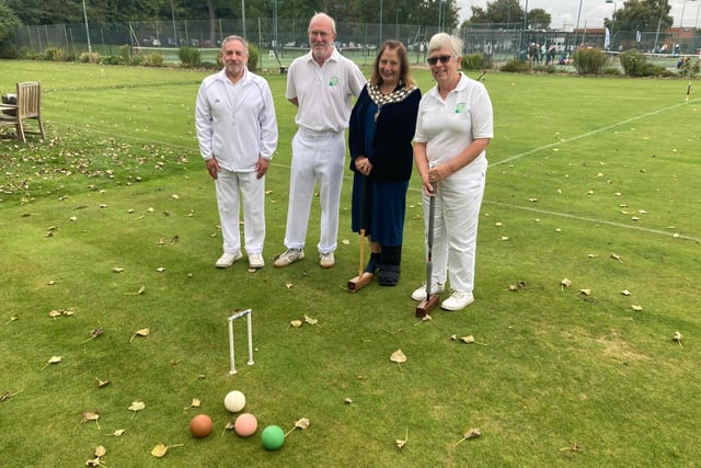 Kenilworth Mayor Councillor Alix Dearing with croquet players at the event.