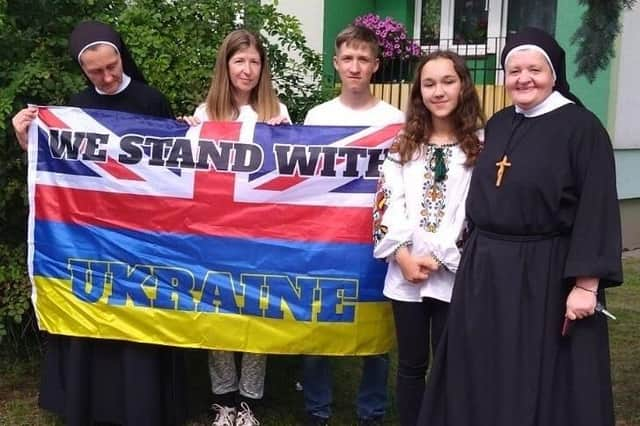 The Sisters from The Congregation of St Joseph with Ignat and Margarita