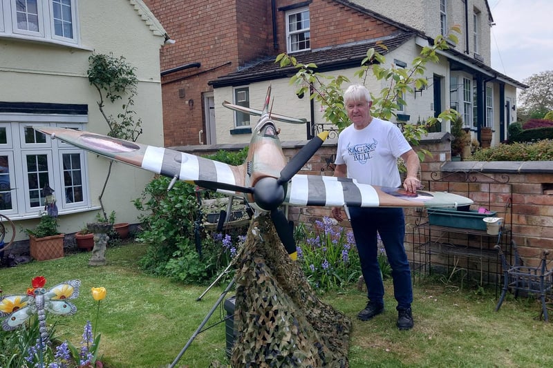 Ray Burden, a dedicated Cubbington craftsman, has spent the last four years building a 1/4 scale model of the iconic Spitfire fighter plane entirely from scratch. Using original plans, Ray constructed the replica primarily from wood, with several parts created using modern 3D printing techniques. The impressive model was on display in Ray’s front garden in Queen Street this week as part of the village’s commemorations for VE Day.