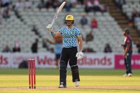 Jacob Bethell scored 71 not out as Bears eased to victory.
