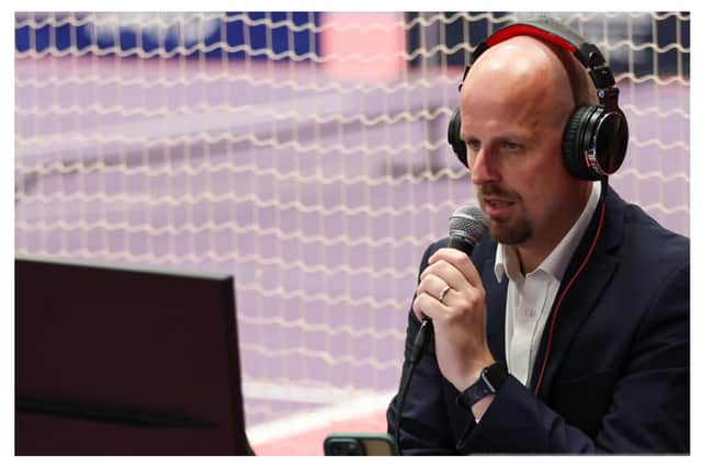Nick Hobbis is taking his own voice to the international stage as a well-known pickleball commentator, presenter and interviewer.