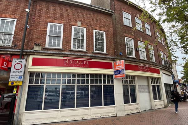 A mainstay of Rugby town centre has now left...