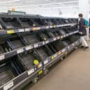 Empty supermarket shelves (photo: Adobe)