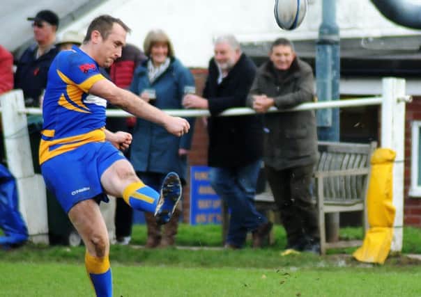 Simon Tyler's two conversions proved crucial as Kenilworth edged past Nuneaton Old Edwardians.