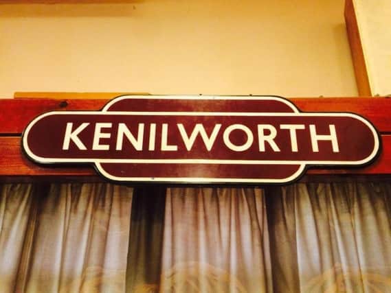 Kenilworth Station sign