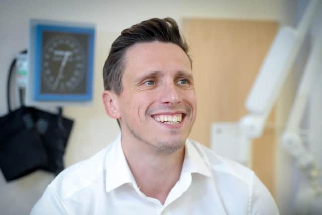 Dr Jeff Foster