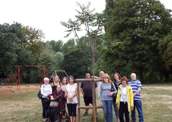 A memorial tree has been planted in Leamington.