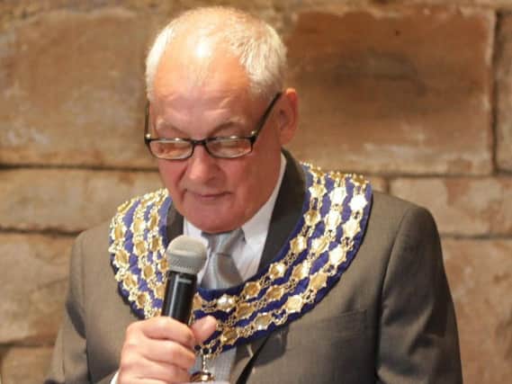 Kenilworth mayor Cllr Mike Hitchins wants to form a 'Young People's Forum' to try and help young people in the town