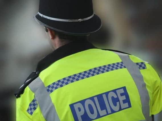 Residents are being warned to be vigilant after a spate of thefts in the Kenilworth area.