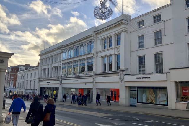 House of Fraser in Leamington. NNL-190104-165438001