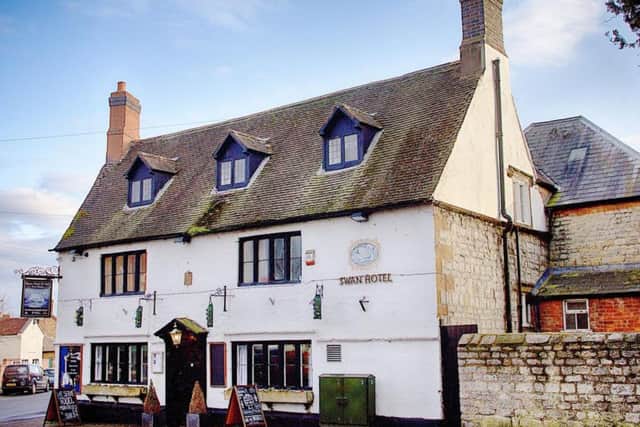 The Swan pub in Kineton