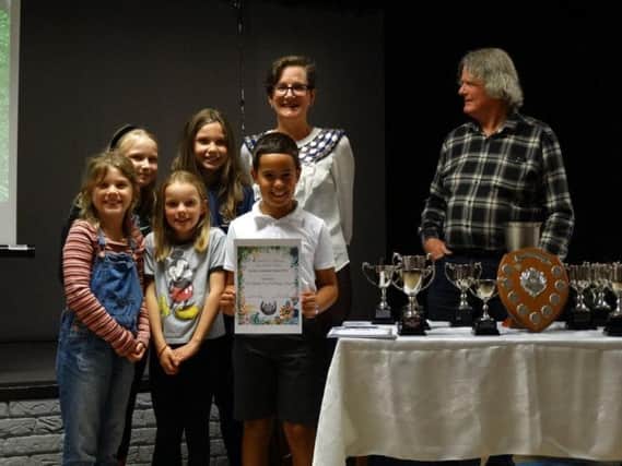 School children among the winners in the 2019 Kenilworth in Bloom. Pictured with Kenilworth Mayor Alison Firth.