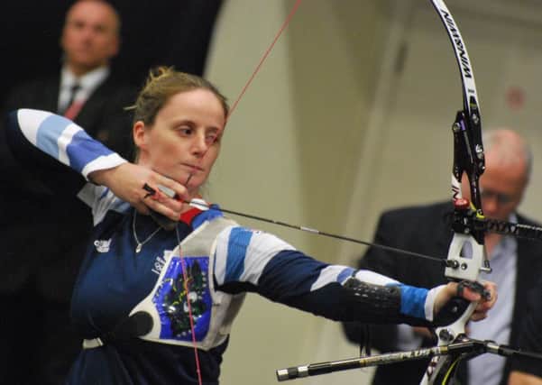 Naomi Folkard cruised to victory in the ladies recurve at the Senior West Midlands Indoor Championships.