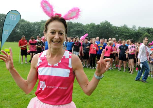 MHLC-07-07-12 Pink parkrun Jul46
Susie Tawney did a charity event in aid of Breast Cancer Research. She ran the course four times in pink.