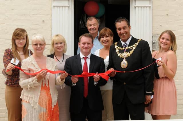 MHLC-26-07-13 safeline jul187 
Safeline which offers advice to victims of sexual abuse has moved to new offices which are being opened by the,
Mayor Cllr Bob Dhillon and Chris White MP,and Lindsey Lavender, Chief Executive,someof the staff members and volunteer