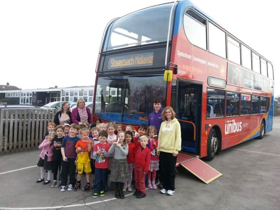 Telford Infants School pupils with the Stagecoach bus.