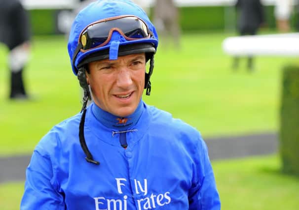 Frankie Dettori won both divisions of the Rewards4racing.com Maiden Stakes at Warwick.