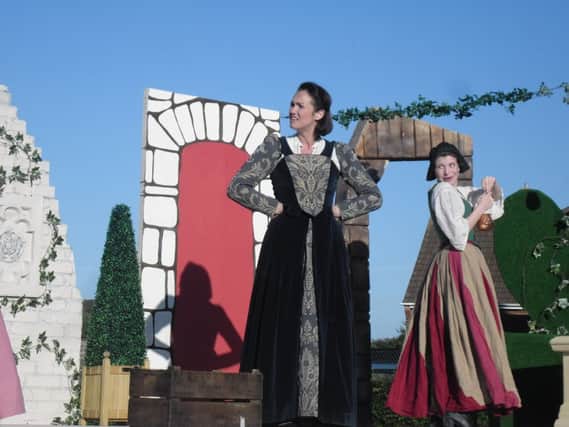Chapterhouse Theatre Company are bringing Much Ado About Nothing to Kenilworth Castle.