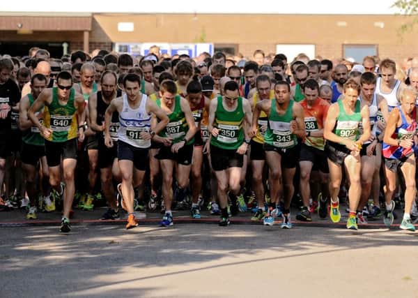 Kenilworth Half Marathon was staged today (Sunday), which started at Castle Farm Sports Centre, Fishponds Road, Kenilworth. NNL-140809-172004009