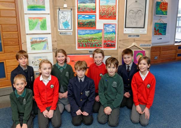 young winners of Warwick art competitionpi