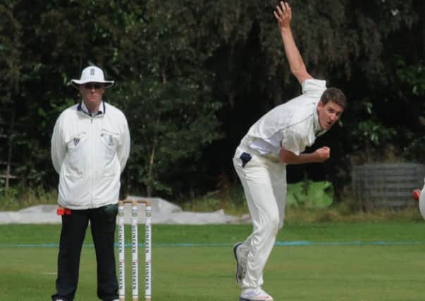 Grant Thornton's three-wicket haul helped Leamington grasp the initiative at Oswestry.