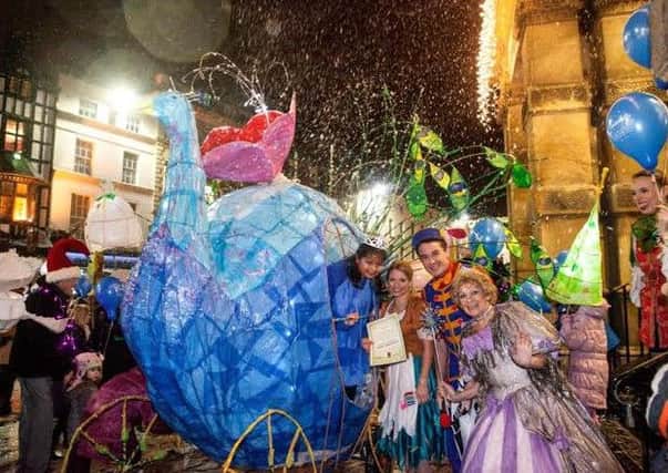 The Spa Centre, Warwick District Council and BID Leamington are running a competition to design a 'Giant' lantern for this year's Lantern Parade.