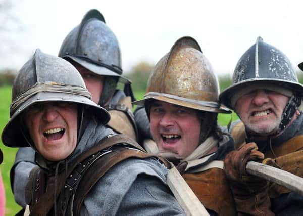 The annual re-enactment of the Battle of Edge Hill at Kineton Sports and Social Club.
Parlimentary forces, Ballard's and Skippon's regiments.
mhlc-24-10-15-Edge Hill NNL-151024-201342009
