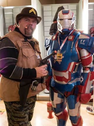 John Nursall as Dum Dum Dugan with a fellow cosplayer as Iron Patriot. lhNq4Vw2HcSdreIMOksn