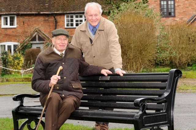New bench in Stretton on Dunsmore to honour dedicated councillor 