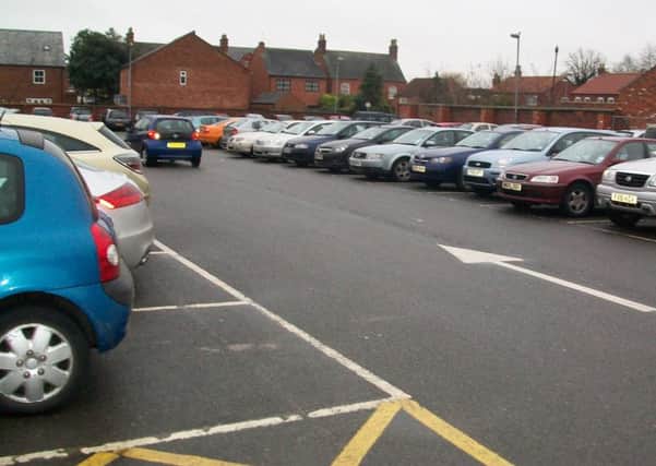 Parking EMN-160321-100412001