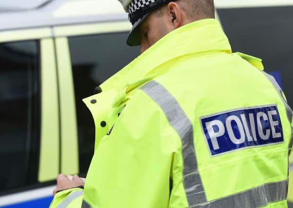 police PNL-160322-143859001