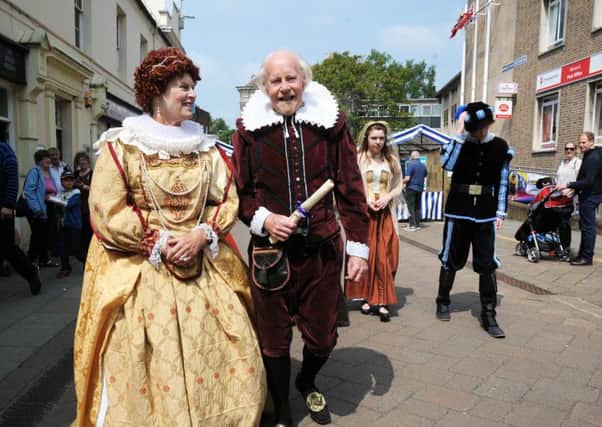 Elizabethan Festival, costumes, town crier etc procession leaves from the Globe from 11am then go through town centre 
MHLC-28-05-16 NNL-160528-201322009