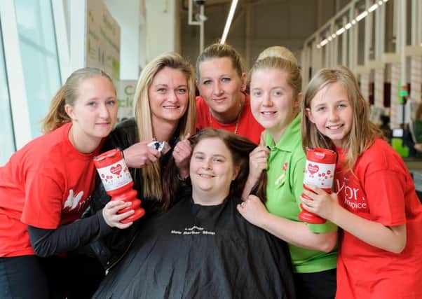 Tina Ryan recently had her head shaved for charity, in support of Myton Hospice. The event was hosted by Asda and head the shave was done by Gemma Flear (Legends Barbers).  Pictured: Rebecca Tomlinson, Gemma Flear (Legends Barbers), Frances Dunk, Tina Ryan, Allie Scrace (Asda) and Sophie Tomlinson.