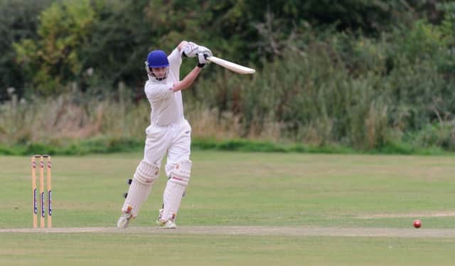 Chris Goodwin batting for Oakfield 2nds against Hunningham    PICTURES BY MIKE BAKER