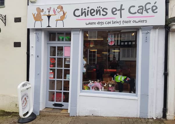Chiens et Cafe, which was on Smith Street in Warwick.