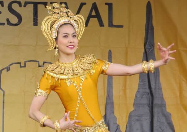 Thai classical dance demonstration at the Warwick That Festival